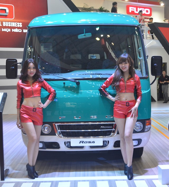 Fuso mang xe tải hạng nặng mới đến VMS 2015 ảnh 7