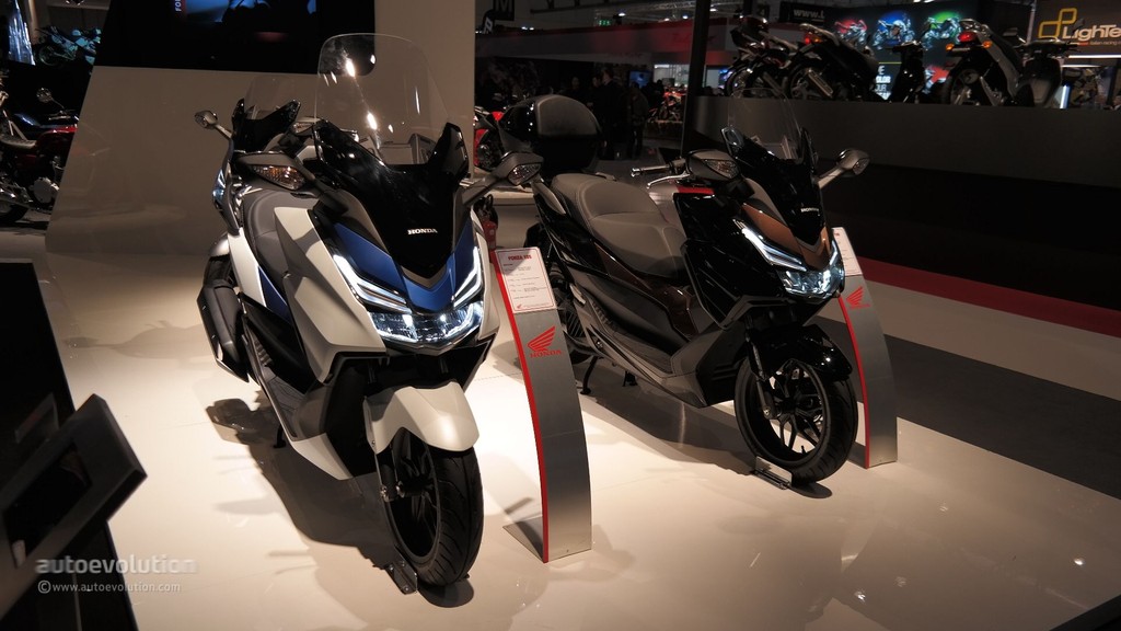 Honda ‘LED hóa’ Forza 125 2015 ảnh 1