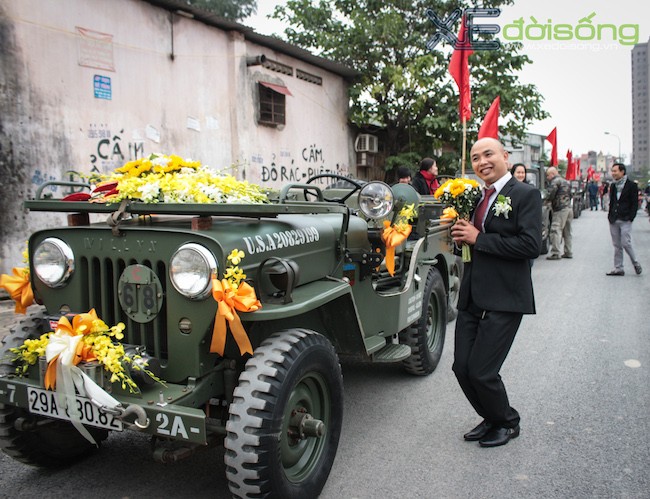 Đoàn đưa dâu hoành tráng gần 20 xe Jeep ở Hà Nội ảnh 5