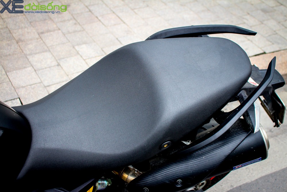 ‘Quái thú’ Ducati khoác giáp hồng của nữ biker Hà thành ảnh 11