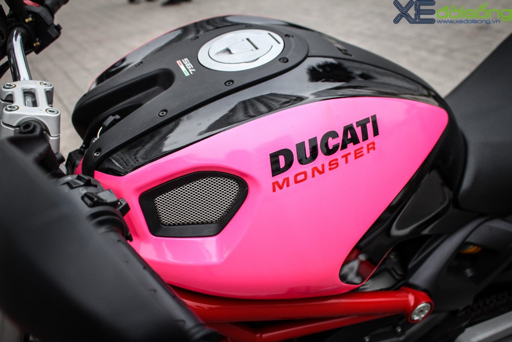 ‘Quái thú’ Ducati khoác giáp hồng của nữ biker Hà thành ảnh 12