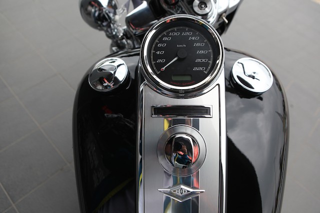Harley-Davidson Road King Classic bản nâng cấp giá gần 1 tỷ đồng ảnh 5