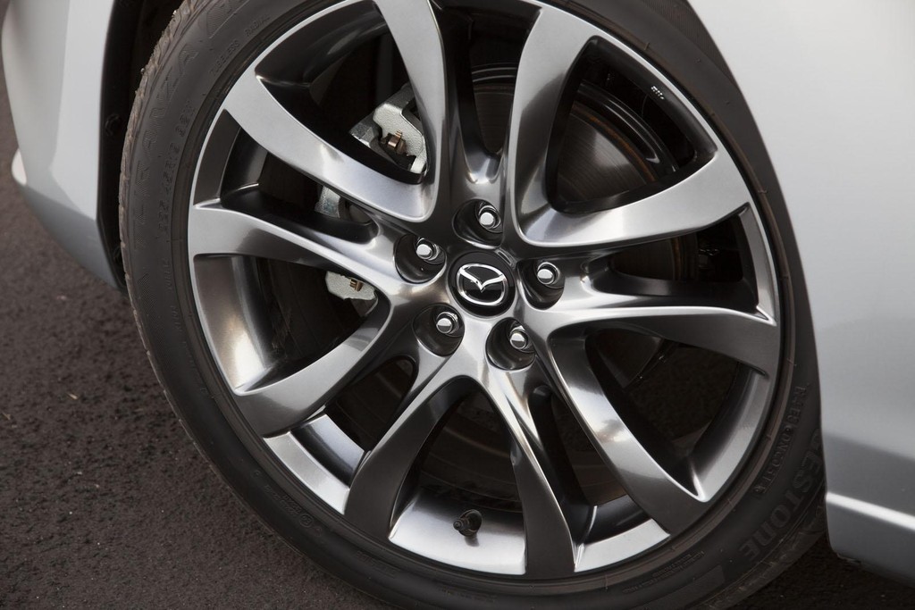 Ra mắt Mazda6 mới - kỳ phùng địch thủ Camry ảnh 3