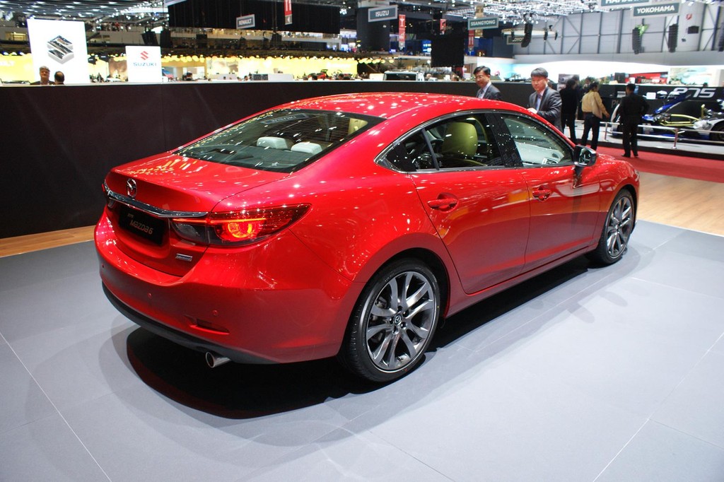 Ra mắt Mazda6 mới - kỳ phùng địch thủ Camry ảnh 2