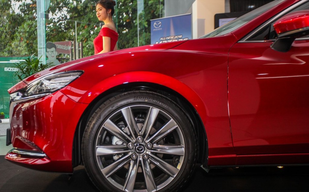 Ảnh thực tế Mazda6 2018 đẹp như thế hệ mới đã ra mắt rất gần Việt Nam ảnh 4