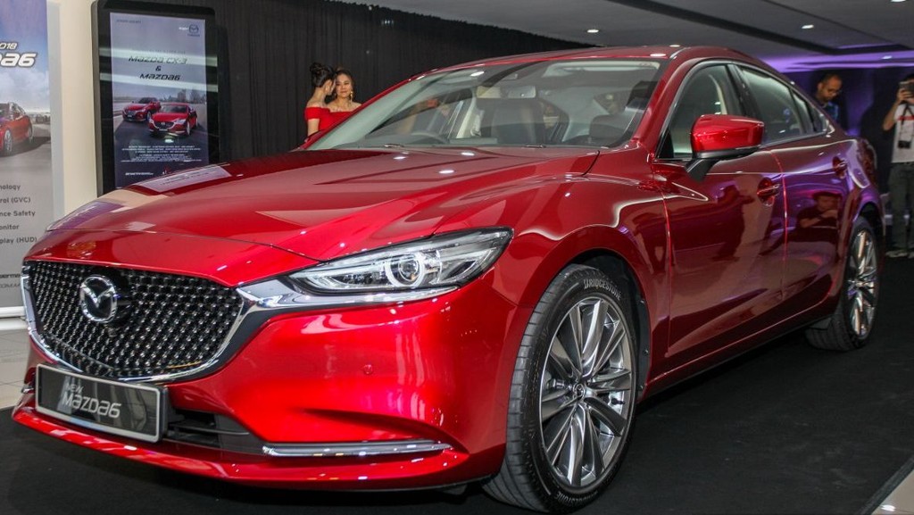 Ảnh thực tế Mazda6 2018 đẹp như thế hệ mới đã ra mắt rất gần Việt Nam ảnh 1