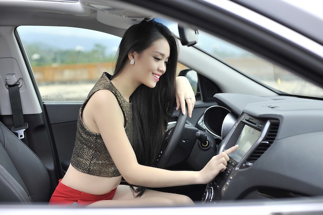 Thiếu nữ xinh đẹp bên Hyundai SantaFe 2015 trên cung đường Tây Bắc ảnh 12