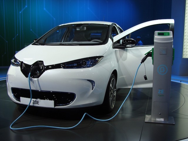 Renault góp phần “phủ sóng” xe điện ở Châu Âu ảnh 1
