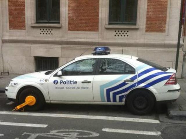 Những xe cảnh sát ‘dị’ nhất mọi thời đại ảnh 12