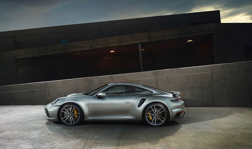 Chính thức ra mắt Porsche 911 Turbo S 2020: Thủ lĩnh mới dòng xe nhiều người 