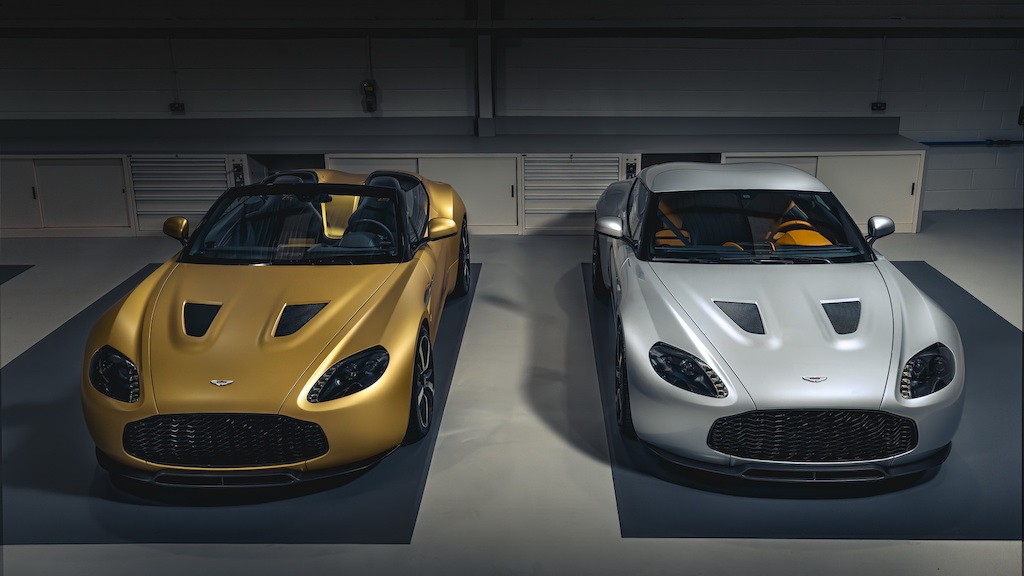 Diện kiến cặp đôi Aston Martin V12 Zagato Heritage Twins “hồi sinh” đầu tiên trên Thế giới ảnh 1