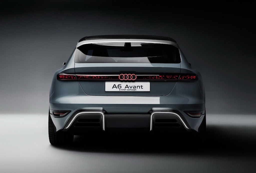 Sẵn sàng cho tương lai chạy điện, Audi vẫn không quên “đặc sản” xe wagon với A6 Avant e-tron concept ảnh 11
