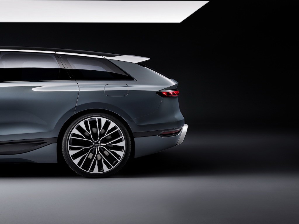 Sẵn sàng cho tương lai chạy điện, Audi vẫn không quên “đặc sản” xe wagon với A6 Avant e-tron concept ảnh 13