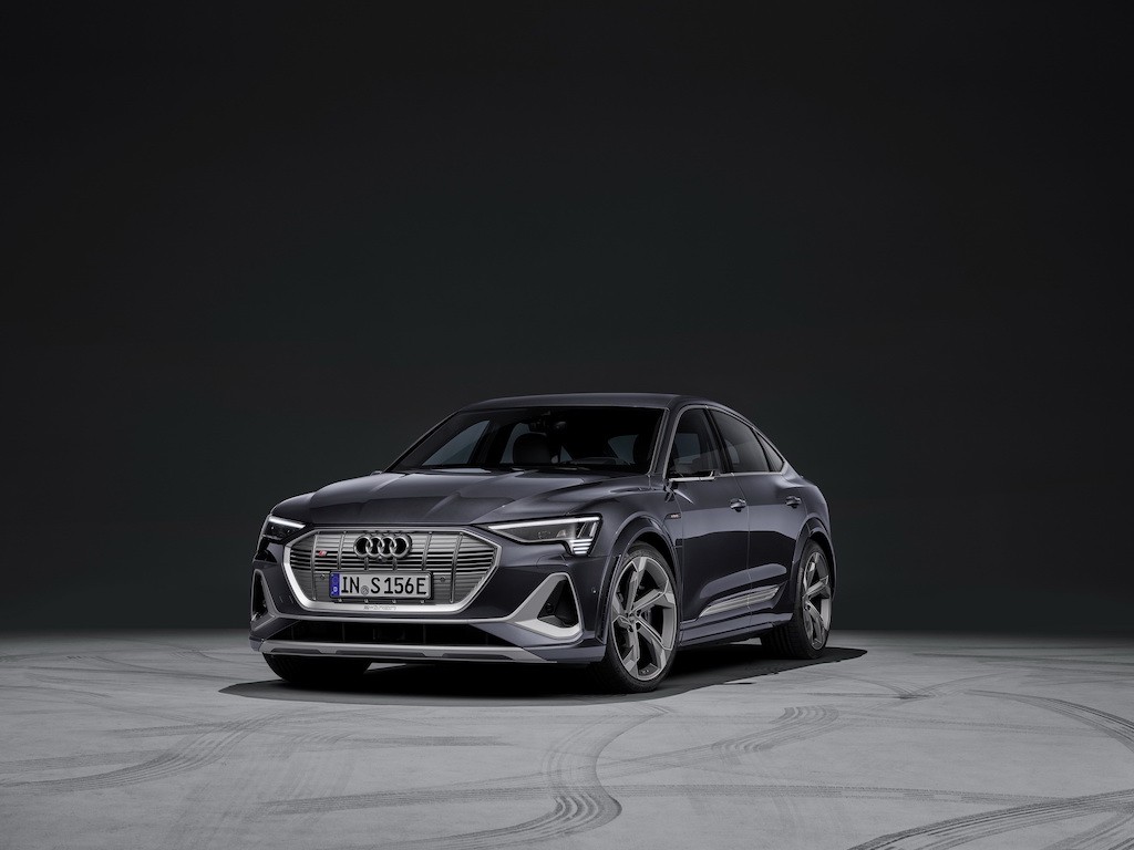 Chuyển sang xe điện, Audi vẫn không quên truyền thống hiệu năng cao với cặp đôi E-Tron S ảnh 10