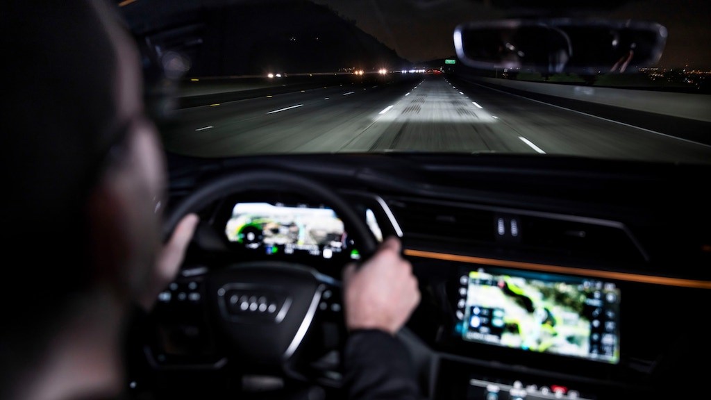 Bạn đã biết đèn pha ma trận Matrix LED của Audi đỉnh đến thế nào chưa? ảnh 6