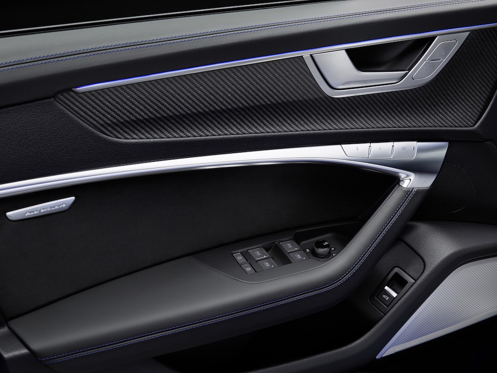 Audi làm xe gia đình thể thao RS 6 bản kỷ niệm, “thét giá” đắt gần ngang siêu xe ảnh 5