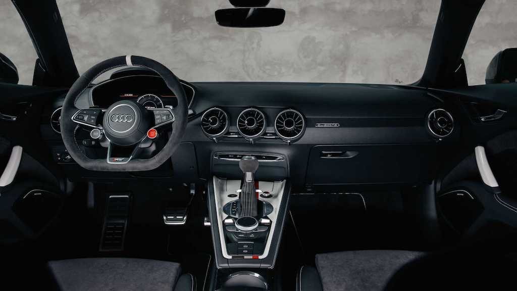 Audi kỷ niệm 40 năm quattro bằng TT bản đặc biệt, khiến người yêu xe chùn bước bởi mức giá “chát chúa“ ảnh 9