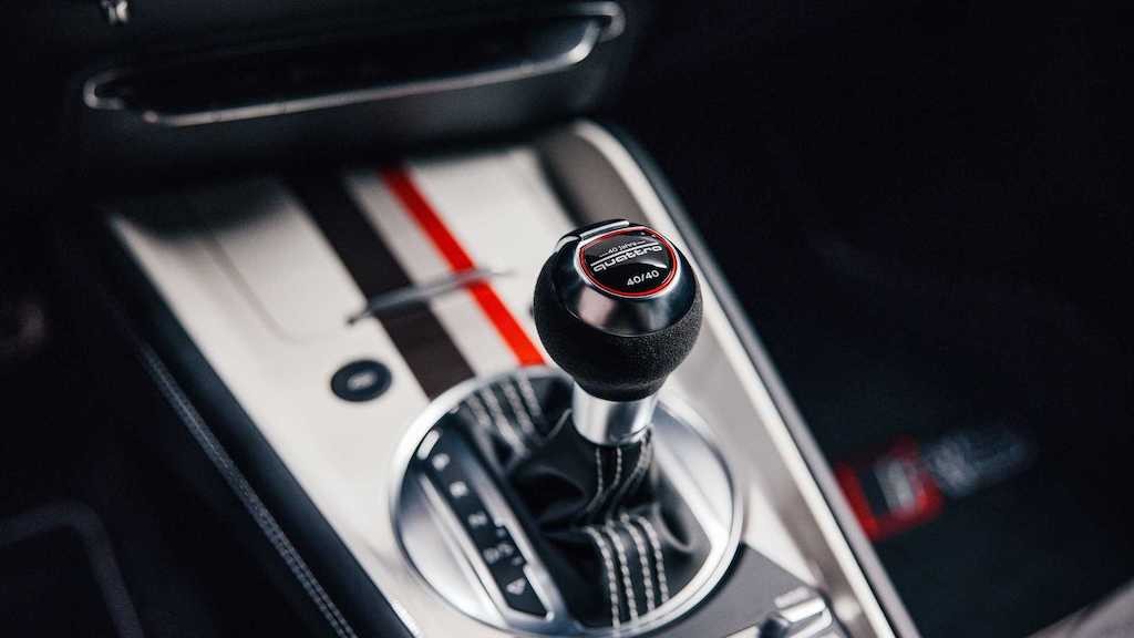 Audi kỷ niệm 40 năm quattro bằng TT bản đặc biệt, khiến người yêu xe chùn bước bởi mức giá “chát chúa“ ảnh 11
