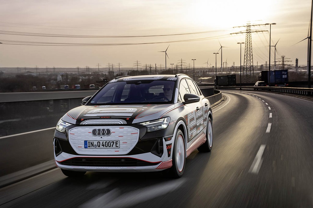 SUV điện Audi Q4 e-tron hoàn toàn mới chính thức đi vào sản xuất ảnh 1