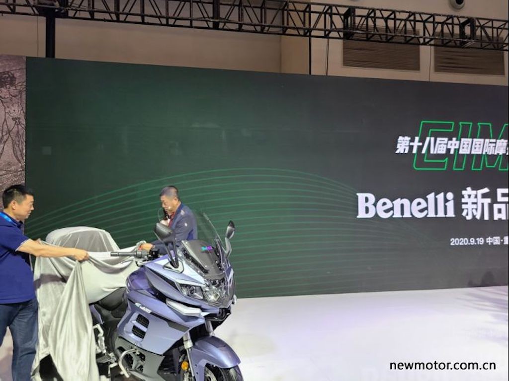 Diện kiến mô tô “khủng” nhất trong lịch sử Benelli, tham vọng cạnh tranh với “salon bay” Honda Goldwing ảnh 1