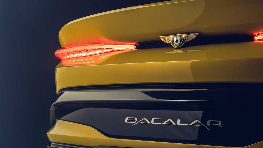 Nghệ thuật ẩn giấu trong từng tiểu tiết để tạo ra xe mui trần siêu sang Bentley giá gần 50 tỷ ảnh 12