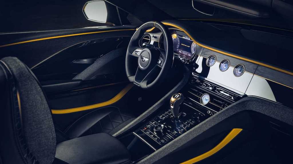 Nghệ thuật ẩn giấu trong từng tiểu tiết để tạo ra xe mui trần siêu sang Bentley giá gần 50 tỷ ảnh 6