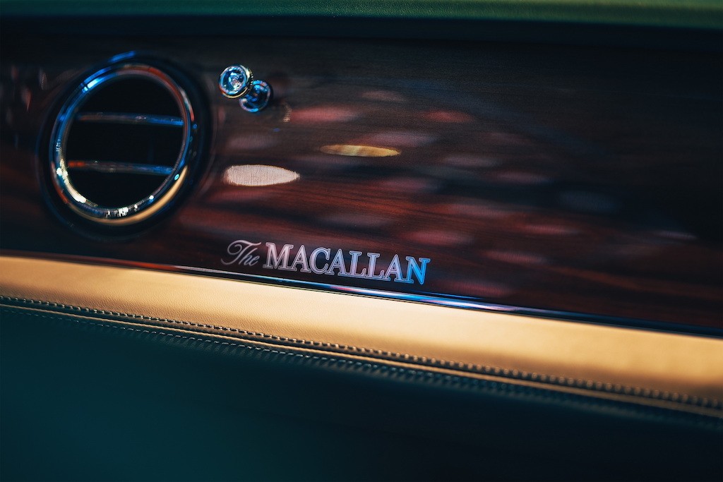 Bentlay bắt tay với hãng rượu Macallan, tạo ra SUV Bentayga Hybrid bản “hàng thửa” mà khách hàng không thể mua được ảnh 7