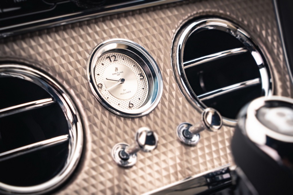 Coupe đỉnh cao sang trọng của Bentley ngập tràn trong những tiểu tiết lấy cảm hứng từ kim cương ảnh 8