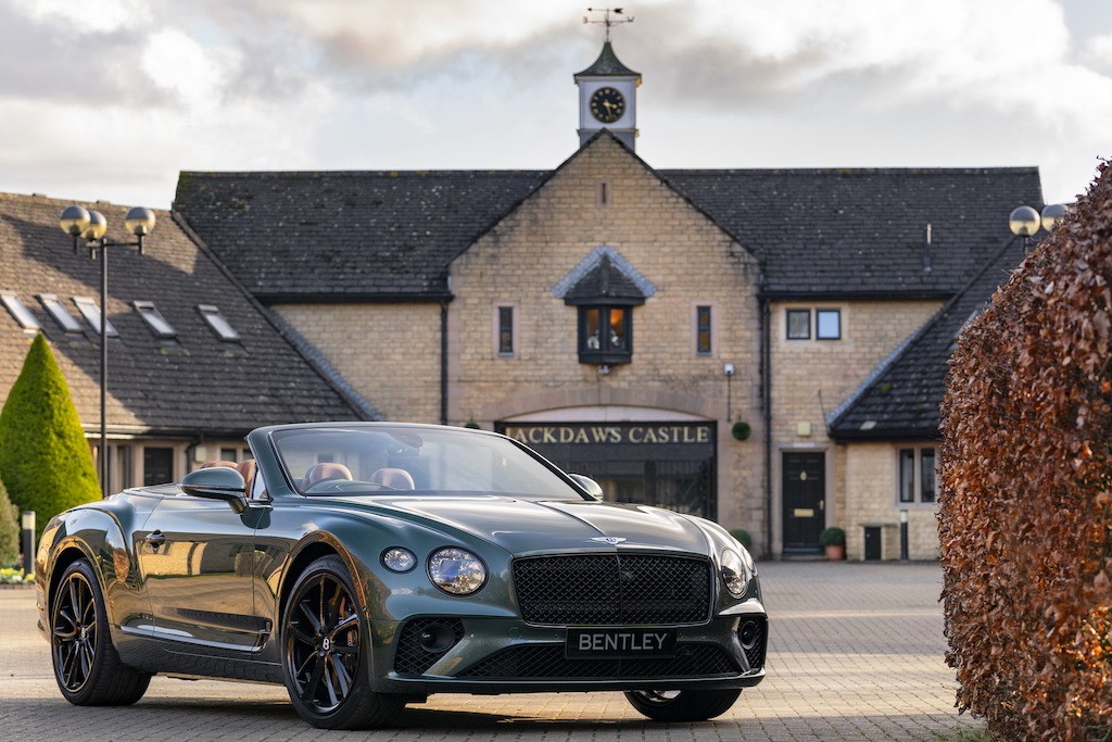 Bentley lại tạo ra xe siêu sang “hàng thửa”, lần này lấy cảm hứng từ đua ngựa ảnh 9