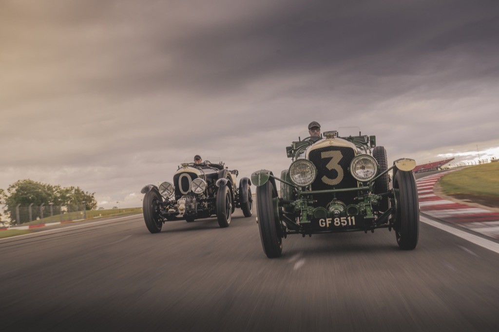 Bán xe mới chưa đủ, Bentley còn tiếp tục muốn “ăn lời” bằng cách tái sản xuất xe cổ Speed Six ảnh 10