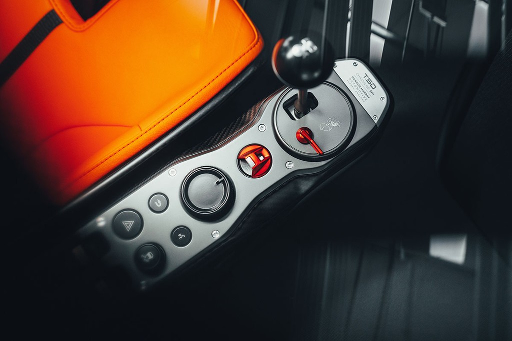 Ra mắt hậu duệ đích thực của McLaren F1, là siêu xe thuần chất nhất Thế giới, máy V12 Redline 12100rpm ảnh 9