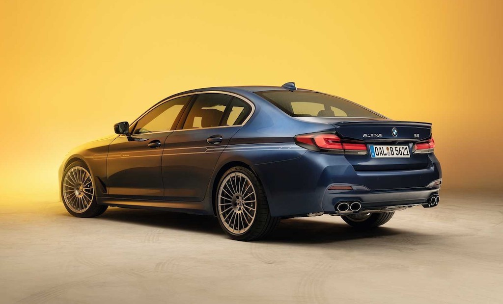 Soi cặp đôi BMW 5 Series LCI “không chính chủ”, hiệu năng cao tiệm cận với BMW M5 “xịn“ ảnh 3