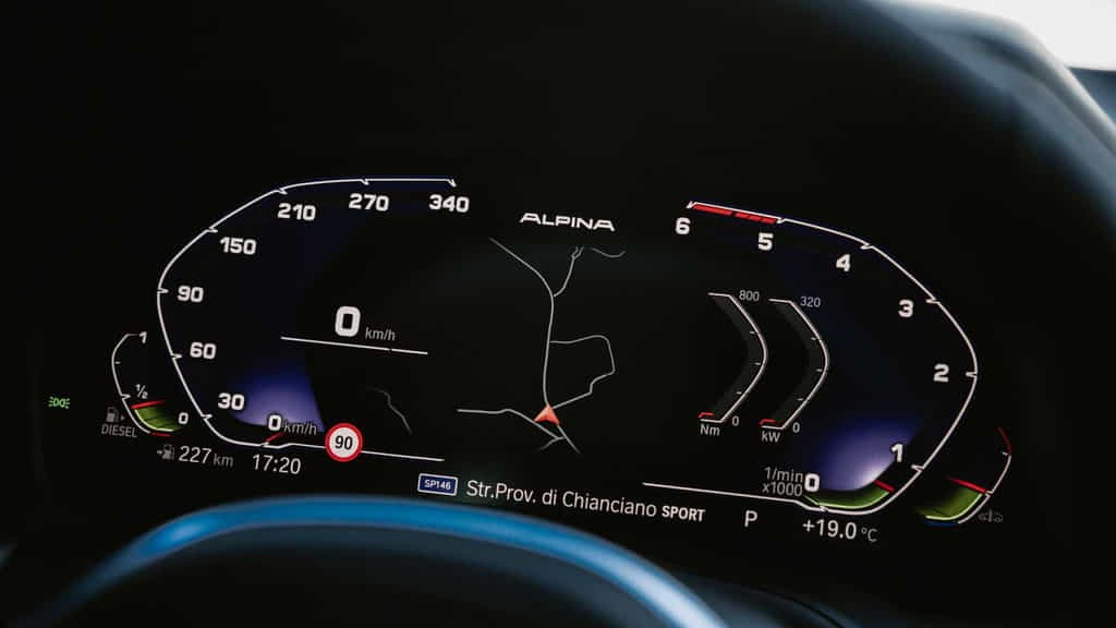 Vừa nâng cấp bản máy xăng, Alpina tiếp tục tung ra biến thể 4 Series Gran Coupe máy dầu ảnh 7