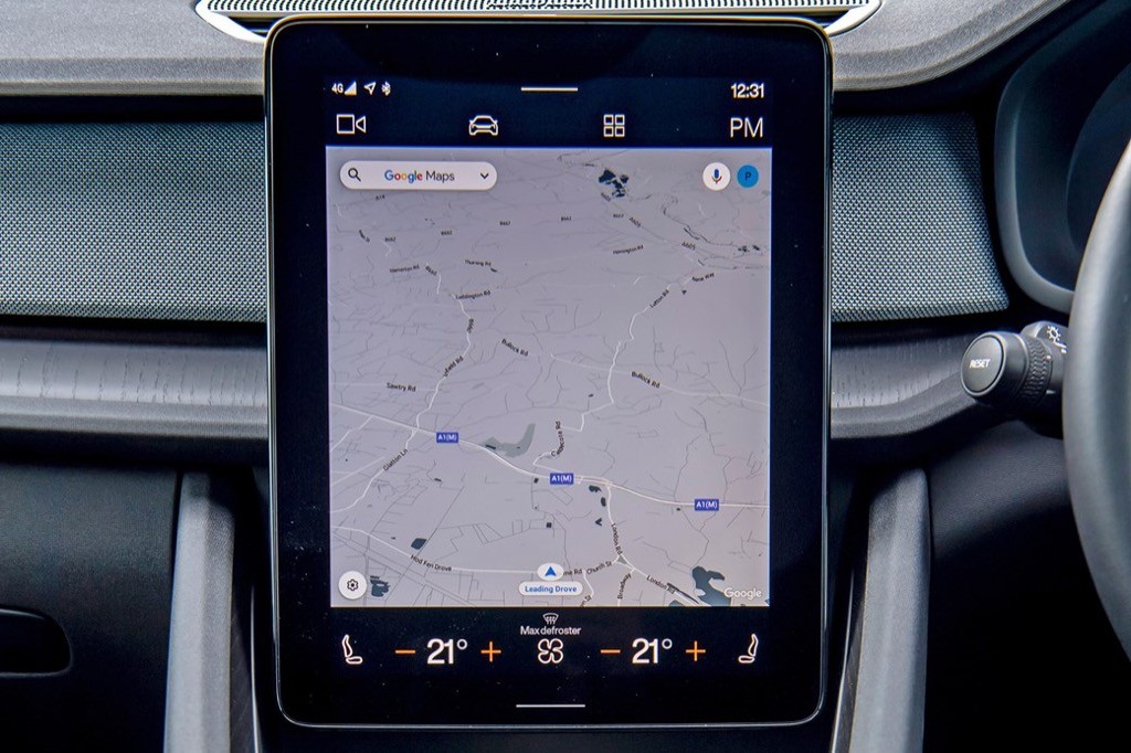 Không chỉ có điện thoại hay máy tính bảng, từ năm sau hệ điều hành Android sẽ chạy trên xe BMW ảnh 3