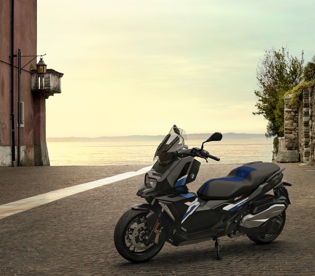 BMW Motorrad C 400 X và C 400 GT 2019 cập bến ĐNÁ sắp về Việt Nam