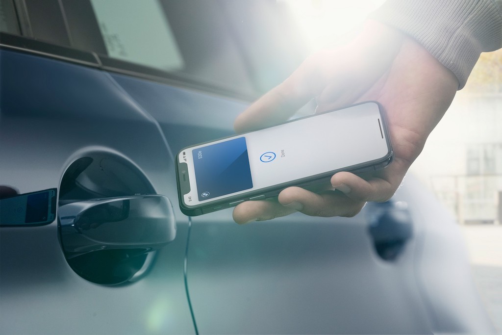 Chủ xe BMW đời mới dùng iPhone sẽ không cần cầm theo chìa khoá với công nghệ này! ảnh 3