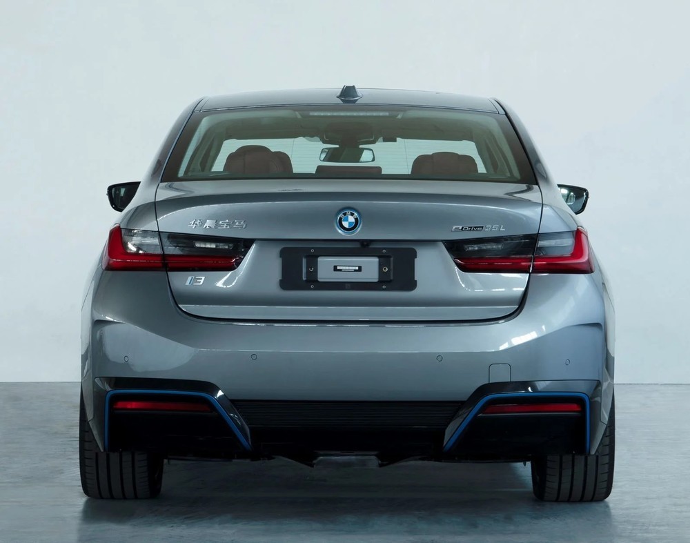 Lộ diện BMW i3 Sedan mới cho thị trường xe điện lớn nhất Thế giới ảnh 2