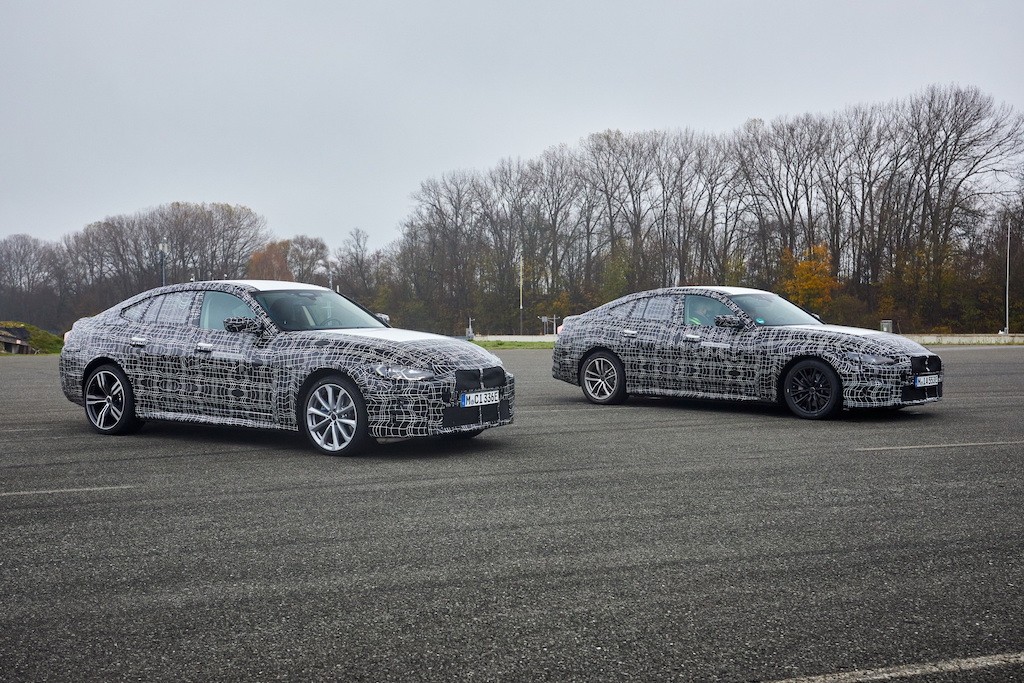 BMW lại khoe coupe điện i4 trước ngày ra mắt, khiến fan hâm mộ khấp khởi mừng thầm bởi khả năng drift “thần sầu“ ảnh 3