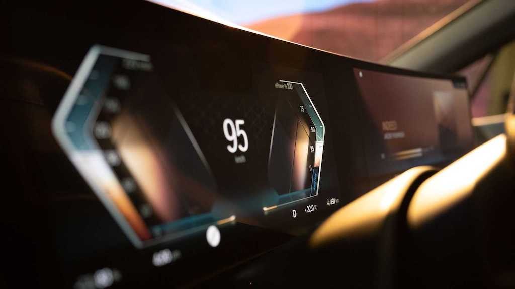 Lái xe BMW sắp tới sẽ có cảm giác “lạ mà quen” với hệ thống thông tin giải trí iDrive đời 8 ảnh 2