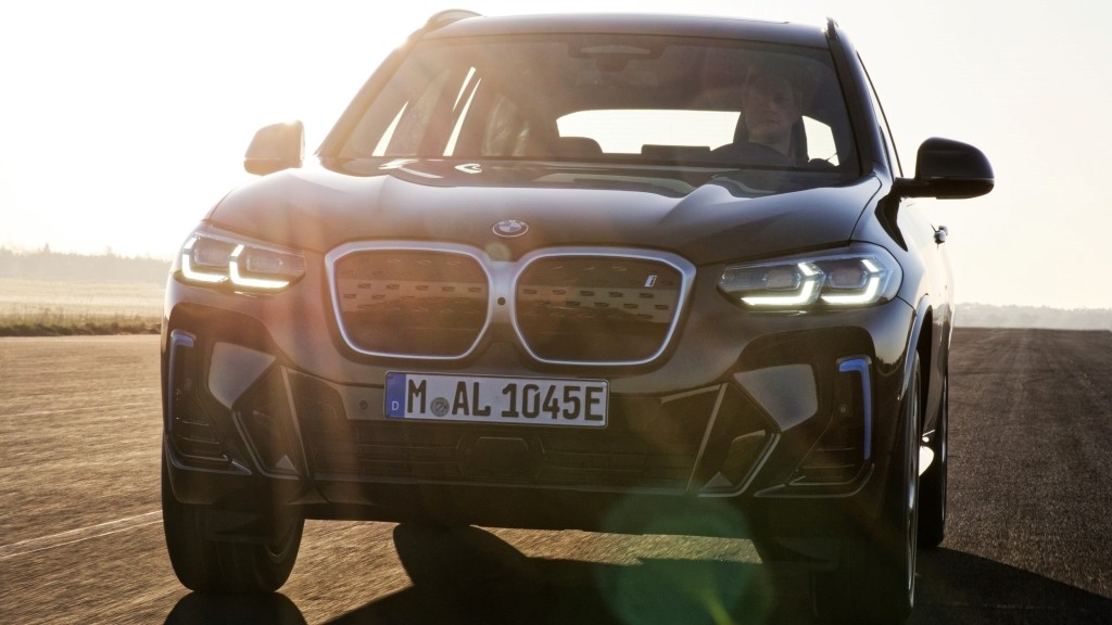 Ra mắt BMW iX3 2022 lột xác hoàn toàn về ngoại hình cùng nhiều công nghệ mới ảnh 2