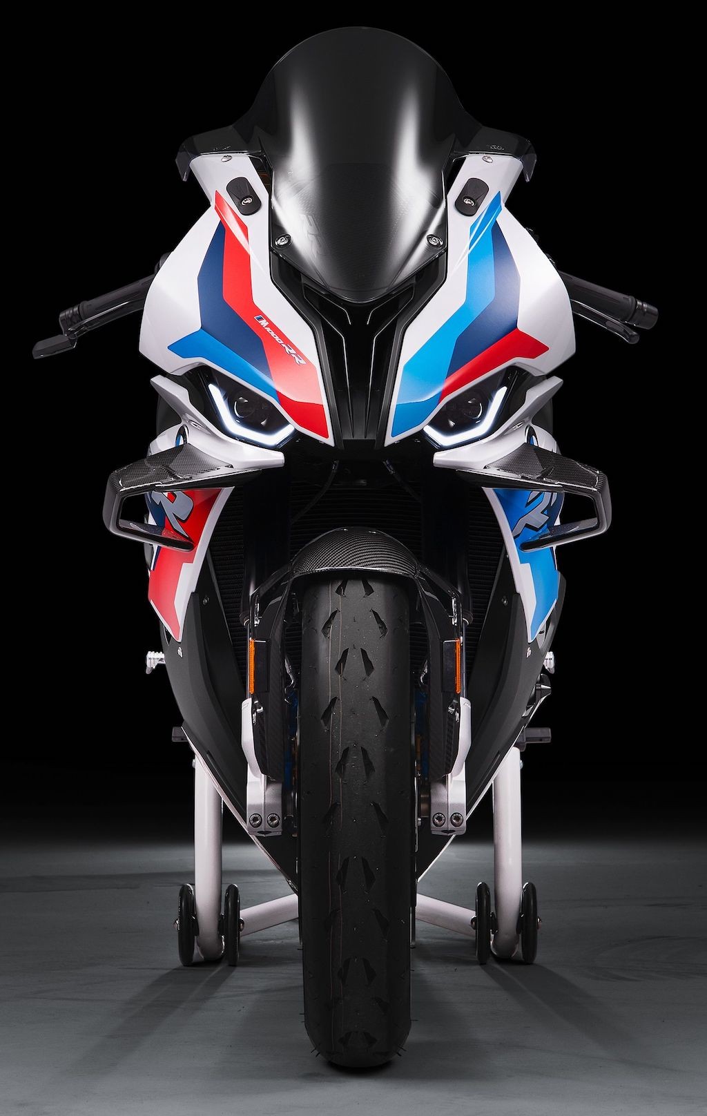 Chữ M của BMW đã lấn sân sang mảng xe máy, tạo ra siêu phẩm superbike dựa trên S 1000 RR ảnh 13
