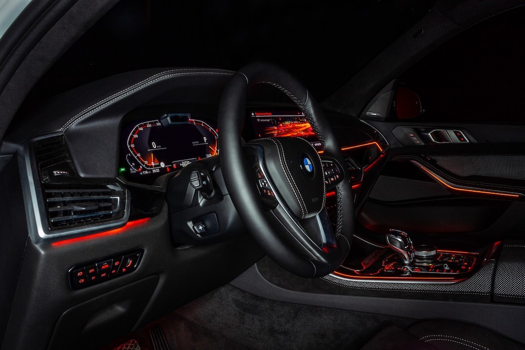 BMW tung ra X5 nội thất siêu sang cực hiếm, sử dụng vật liệu bọc vừa quen vừa lạ ảnh 3