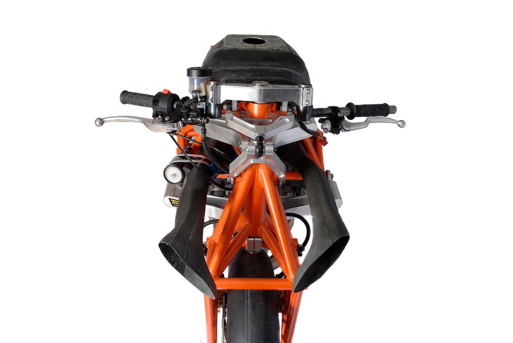 Chiếc mô tô máy Honda kỳ dị này tham vọng “làm cách mạng” trong ngành sản xuất xe ảnh 5