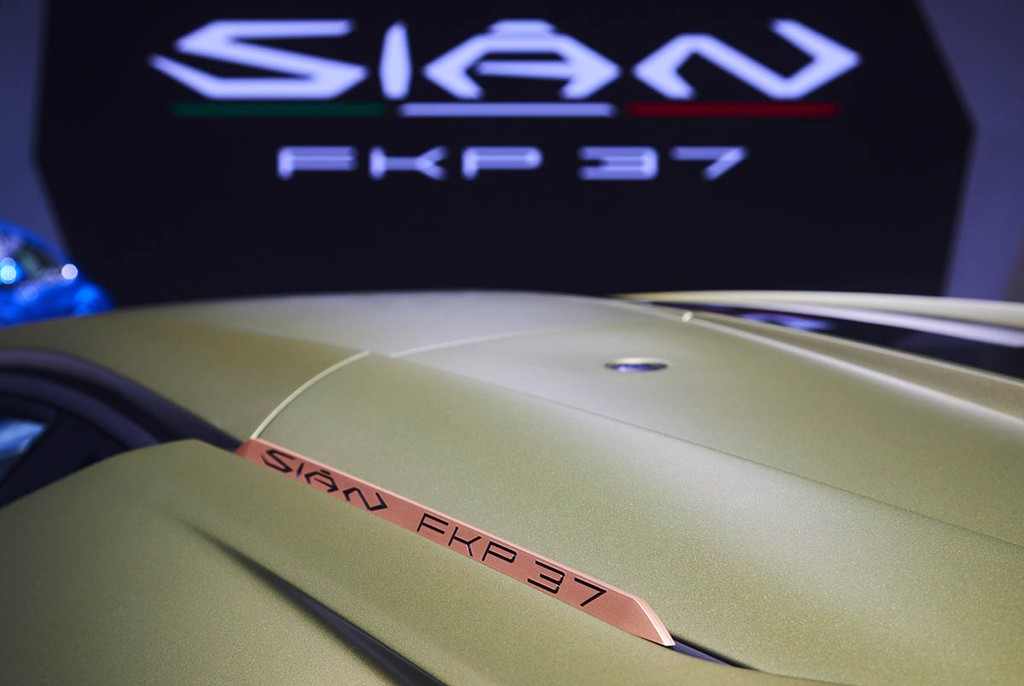 Cận cảnh siêu xe Hybrid V12 Lamborghini SIAN FKP 37 và lý do hãng đổi tên xe ảnh 22