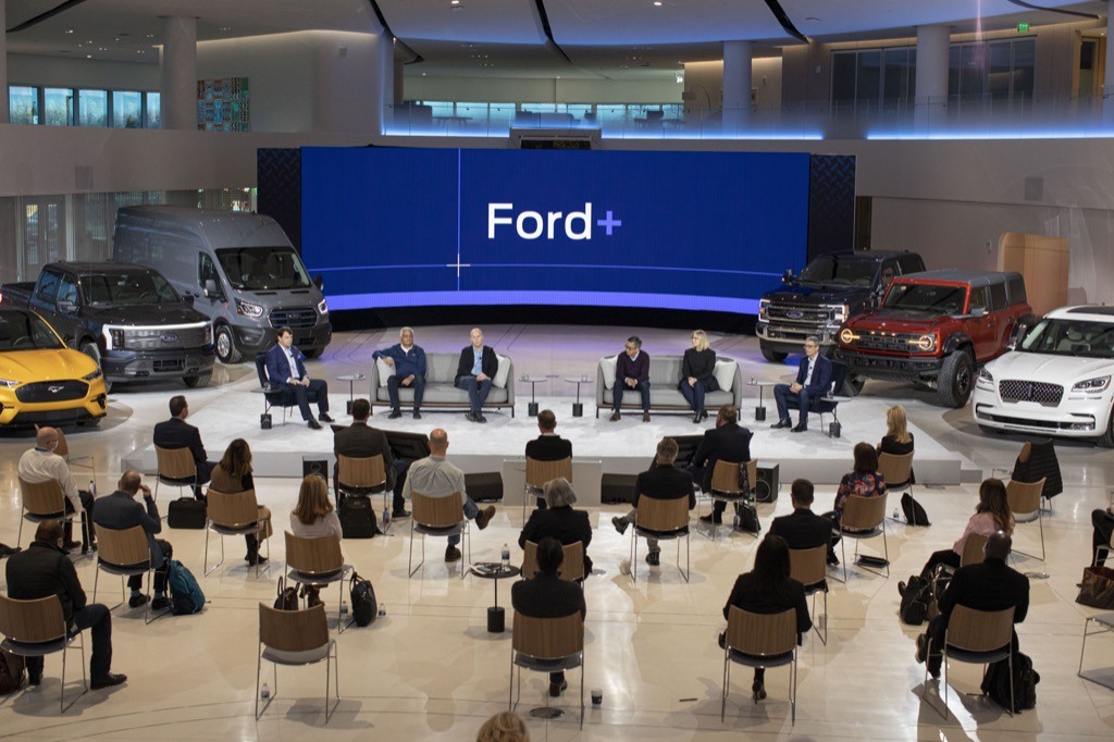 Tập trung vào điện hoá, Ford chia đôi chi nhánh sản xuất ô tô ảnh 1