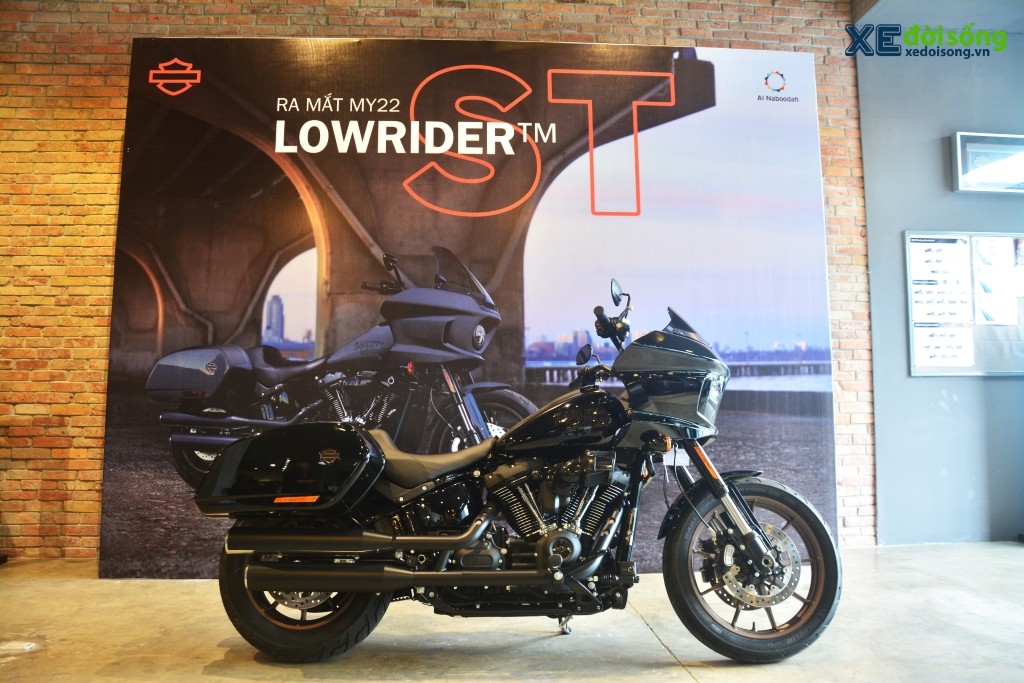 Chi tiết Harley-Davidson Low Rider ST: phiên bản touring với sức mạnh “cơ bắp” của Low Rider S ảnh 1