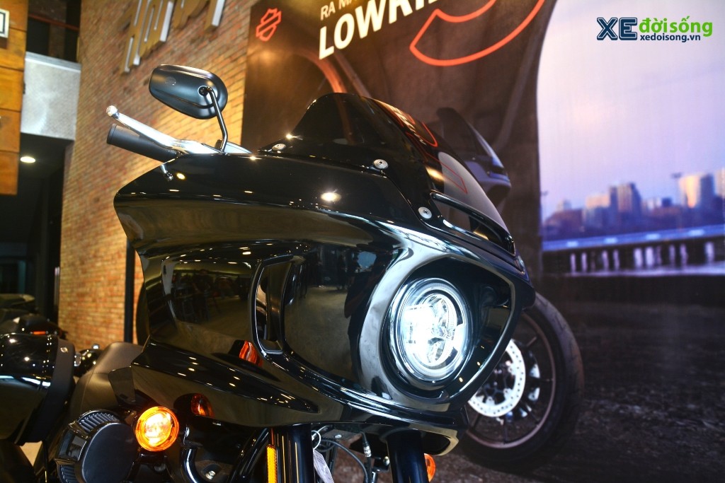 Chi tiết Harley-Davidson Low Rider ST: phiên bản touring với sức mạnh “cơ bắp” của Low Rider S ảnh 3