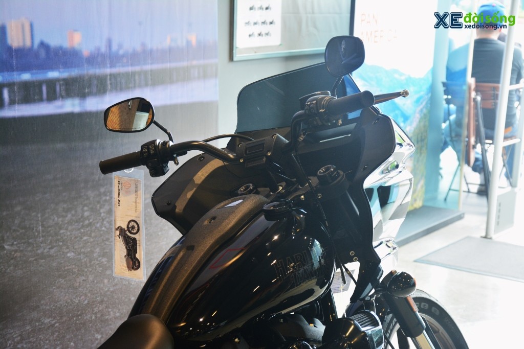 Chi tiết Harley-Davidson Low Rider ST: phiên bản touring với sức mạnh “cơ bắp” của Low Rider S ảnh 10