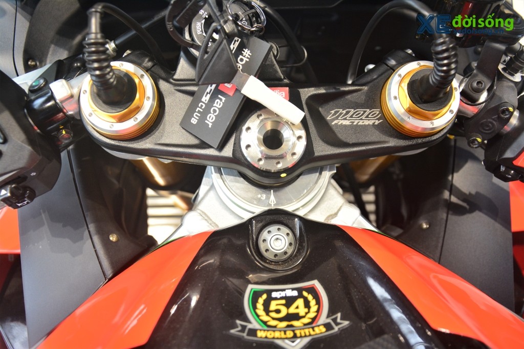 Chi tiết superbike Aprilia RSV4 Factory với giá bán 885 triệu đồng, rẻ hơn nhập khẩu tư nhân ảnh 6