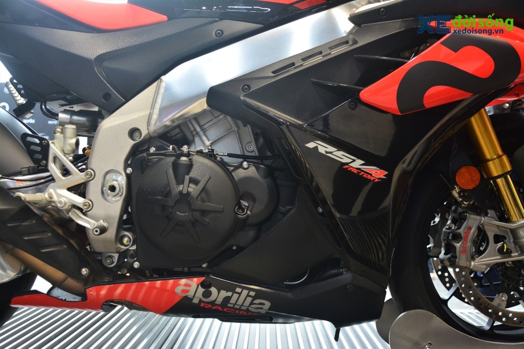 Chi tiết superbike Aprilia RSV4 Factory với giá bán 885 triệu đồng, rẻ hơn nhập khẩu tư nhân ảnh 14